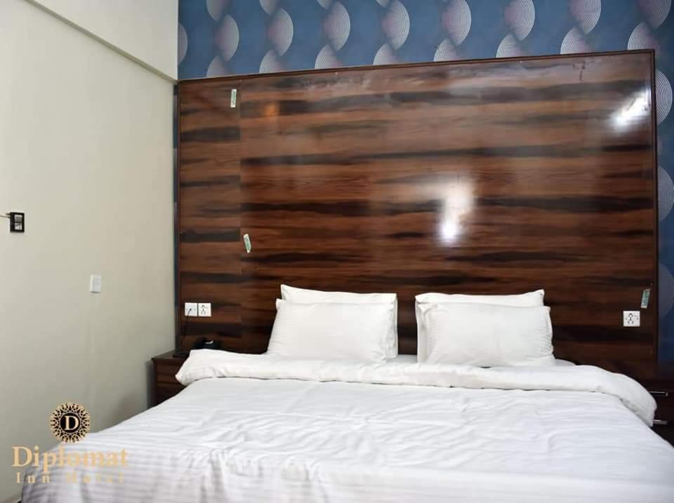 Diplomat Inn Karaçi Dış mekan fotoğraf